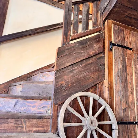 Aparthotel Perunov 3*